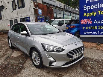 2022 FORD FOCUS 2022/71 1.0T EcoBoost MHEV Titanium Hatchback 5dr Petrol Hybrid DCT Euro 6 (s/s) (125 ps), Only one owner from new, Only 21000 miles &pound;14495.00