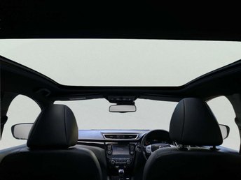 View our NISSAN QASHQAI