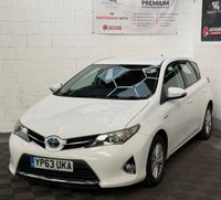 USED 2013 63 TOYOTA AURIS 1.8 VVT-h Icon Hatchback 5dr Petrol Hybrid CVT Euro 5 (s/s) (136 ps) 