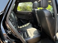 USED 2015 65 PORSCHE MACAN 3.0 TD V6 S SUV 5dr Diesel PDK 4WD Euro 6 (s/s) (258 ps) FSH + PAN ROOF + MASSIVE SPEC