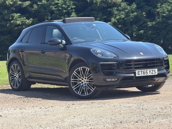 2015 PORSCHE MACAN