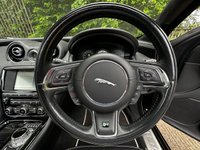 USED 2016 16 JAGUAR XJR 5.0 V8 Saloon 4dr Petrol Auto Euro 6 (s/s) (550 ps) One Former Keeper + FSH