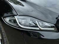 USED 2016 16 JAGUAR XJR 5.0 V8 Saloon 4dr Petrol Auto Euro 6 (s/s) (550 ps) One Former Keeper + FSH