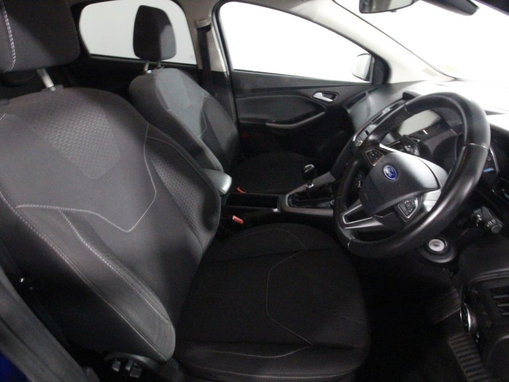 USED 2015 65 FORD FOCUS 1.0T EcoBoost Zetec Hatchback 5dr Petrol Manual Euro 6 (s/s) (125 ps) 