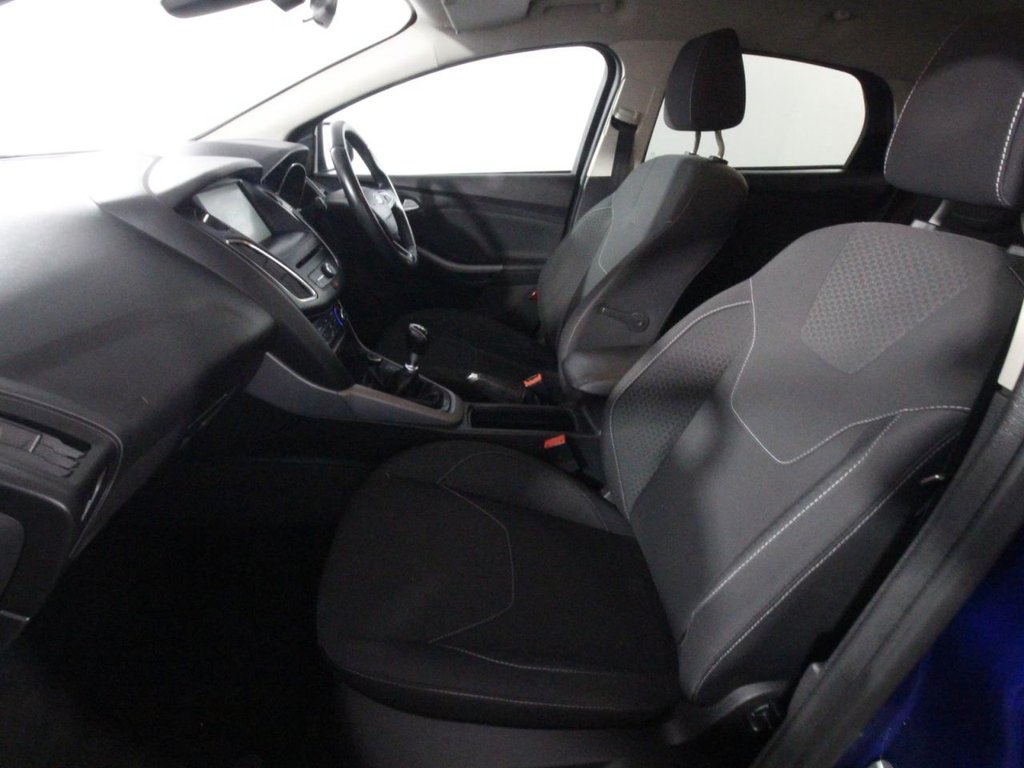 USED 2015 65 FORD FOCUS 1.0T EcoBoost Zetec Hatchback 5dr Petrol Manual Euro 6 (s/s) (125 ps) 