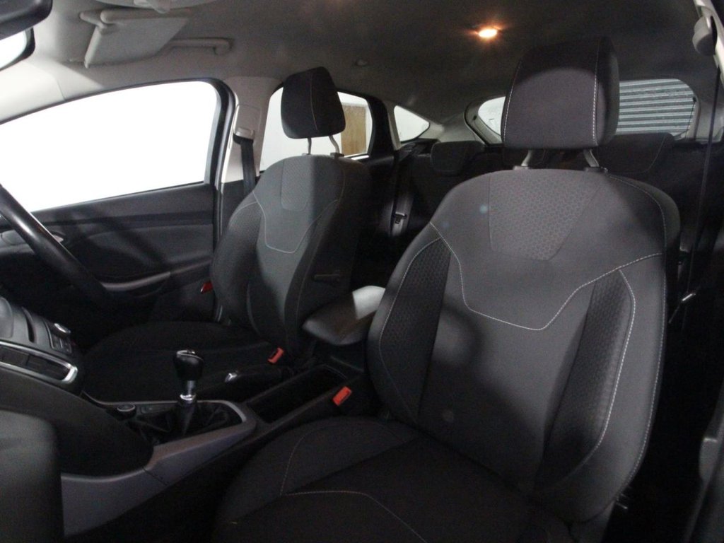 USED 2015 65 FORD FOCUS 1.0T EcoBoost Zetec Hatchback 5dr Petrol Manual Euro 6 (s/s) (125 ps) 