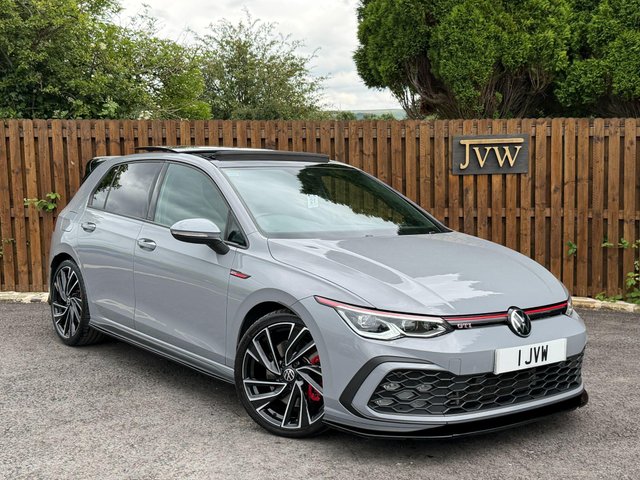 View our VOLKSWAGEN GOLF