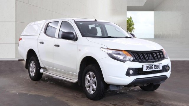 View our Mitsubishi L200 2.4 DI-D DC 4Life Pickup Double Cab 4dr Diesel Manual 4WD Euro 6 (s/s) (154 ps)
