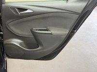USED 2017 17 VAUXHALL ASTRA 1.0i Turbo ecoFLEX SRi Hatchback 5dr Petrol Manual Euro 6 (s/s) (105 ps) 