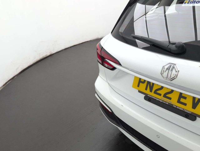 USED 2022 22 MG 5 MG5 Exclusive EV 5dr CLICK+COLLECT / HOME DELIVERY