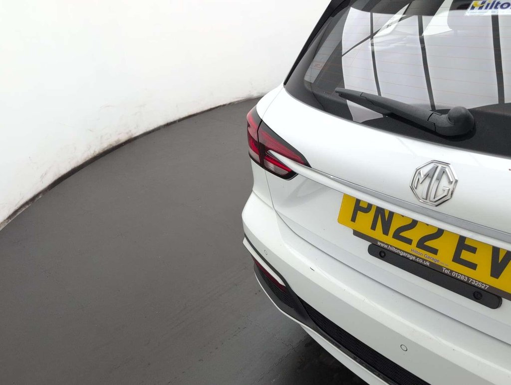 Used 2022 22 MG 5 MG5 Exclusive EV 5dr CLICK+COLLECT / HOME DELIVERY