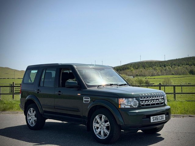 View our Land Rover Discovery 4 range