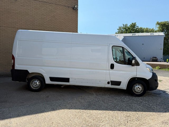 View our VAUXHALL MOVANO
