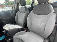 USED 2013 63 FIAT 500L 1.3 MultiJet Lounge MPV 5dr Diesel Dualogic Euro 5 (s/s) (85 bhp) Panoramic fixed glass roof, Rear parking sensors, Only 37,503 miles Automatic