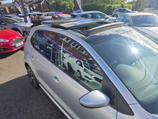 View our VOLKSWAGEN POLO