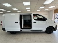 USED 2020 20 VAUXHALL VIVARO 1.5 Turbo D 2900 Dynamic Panel Van 6dr Diesel Manual L2 H1 Euro 6 (s/s) (100 ps) 