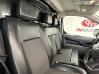 USED 2020 20 VAUXHALL VIVARO 1.5 Turbo D 2900 Dynamic Panel Van 6dr Diesel Manual L2 H1 Euro 6 (s/s) (100 ps) 