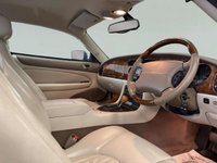 USED 2004 04 JAGUAR XK8 COUPE 4.2 Coupe 2dr Petrol Automatic (284 g/km, 300 bhp) 