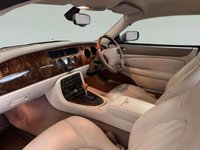USED 2004 04 JAGUAR XK8 COUPE 4.2 Coupe 2dr Petrol Automatic (284 g/km, 300 bhp) 
