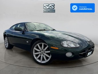 2004 JAGUAR XK8 COUPE