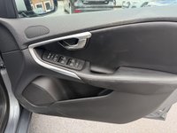 USED 2014 64 VOLVO V40 2.0 D3 R-Design Hatchback 5dr Diesel Manual Euro 5 (s/s) (150 ps) 12 MONTH MOT + RECENT SERVICE