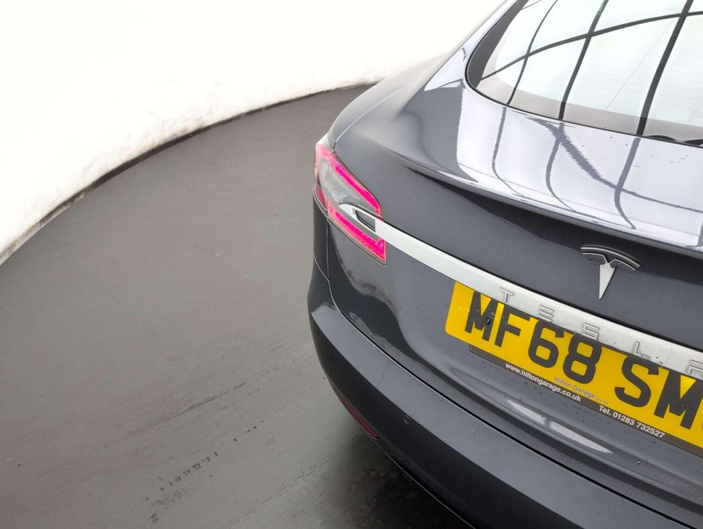 Used 2018 68 TESLA MODEL S ModeL S 75D 4WD 5dr CLICK+COLLECT / HOME DELIVERY