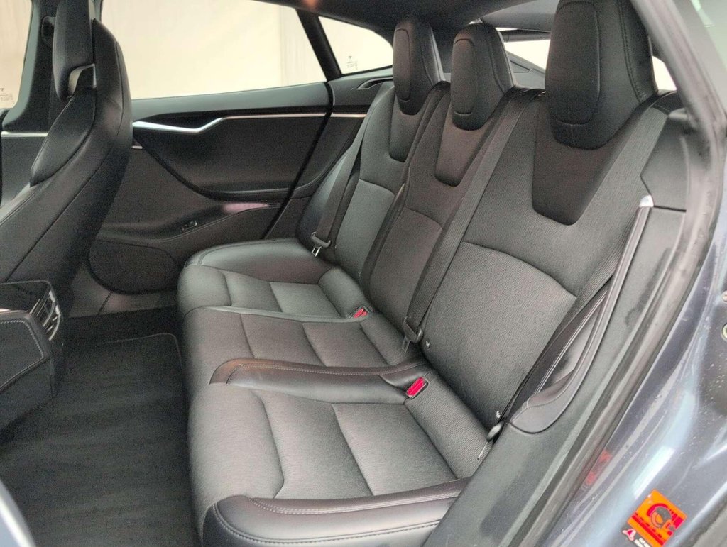 Used 2018 68 TESLA MODEL S ModeL S 75D 4WD 5dr CLICK+COLLECT / HOME DELIVERY