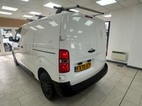 USED 2020 70 TOYOTA PROACE 2.0D Icon Medium Panel Van 6dr Diesel Manual MWB Euro 6 (s/s) (120 ps) 