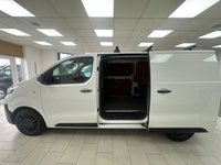 USED 2020 70 TOYOTA PROACE 2.0D Icon Medium Panel Van 6dr Diesel Manual MWB Euro 6 (s/s) (120 ps) 