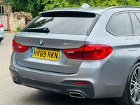 USED 2019 69 BMW 5 SERIES 2.0 520i GPF M Sport Touring 5dr Petrol Auto Euro 6 (s/s) (184 ps) LEATHER+SAT NAV+PANROOF+ULEZ