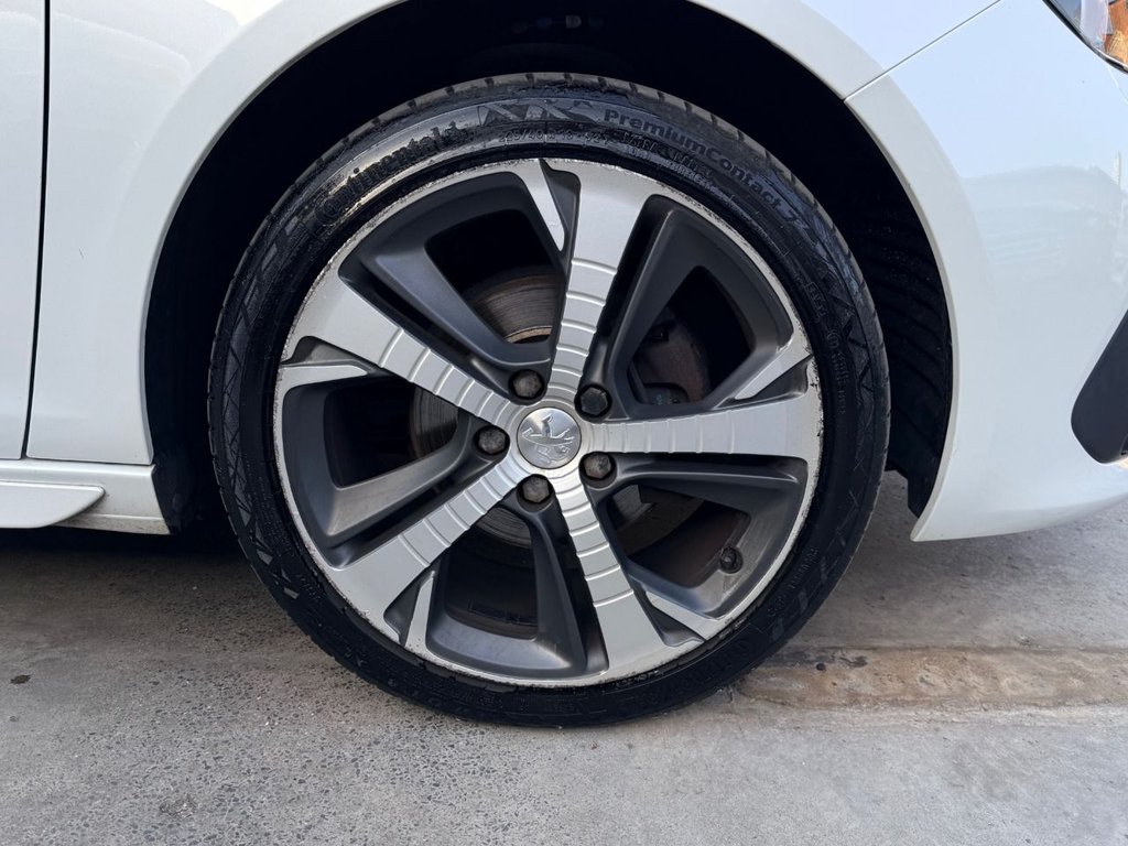 USED 2017 67 PEUGEOT 308 1.2 PureTech GT Line Hatchback 5dr Petrol EAT Euro 6 (s/s) (130 ps) PAN ROOF+APPLE CARPLAY+R/CAMERA+NAV