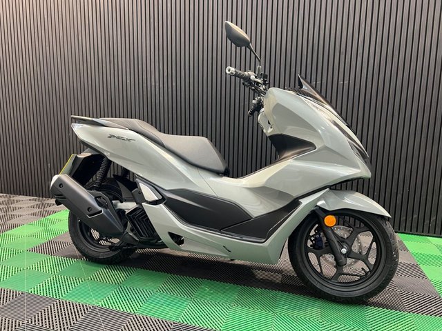View our HONDA PCX125