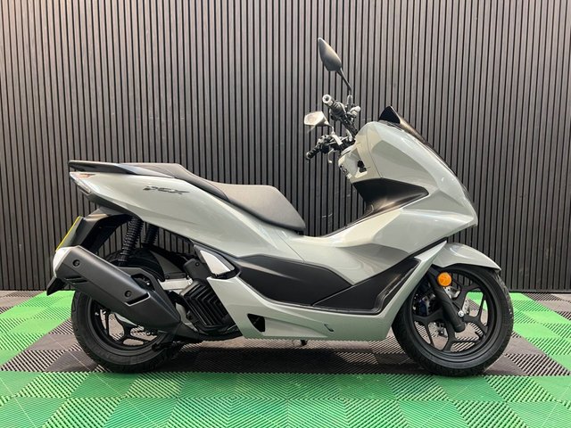 View our HONDA PCX125