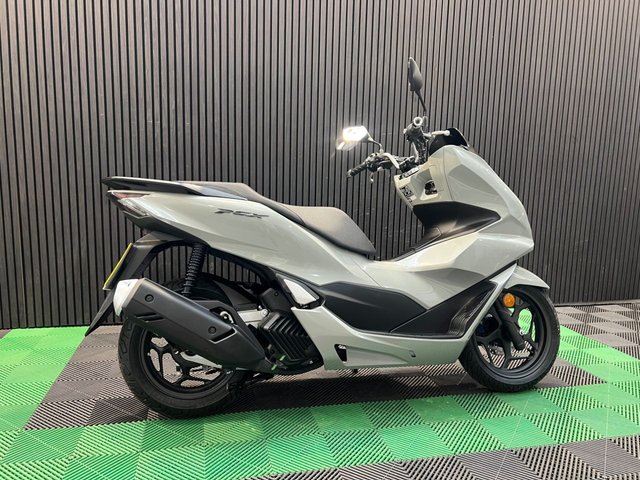 View our HONDA PCX125
