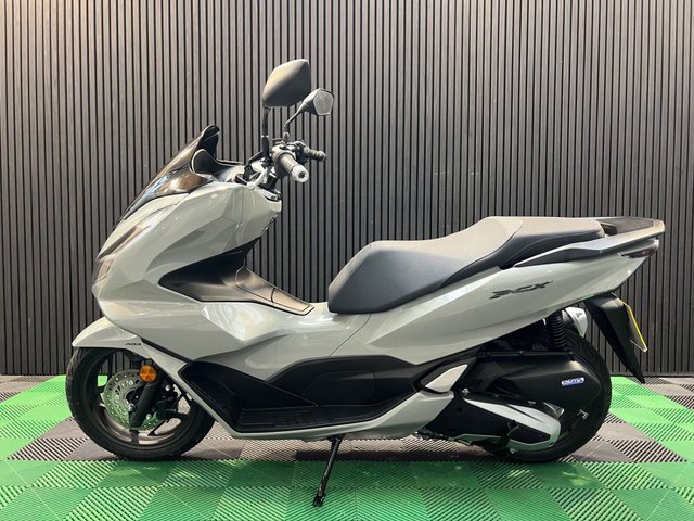 View our HONDA PCX125