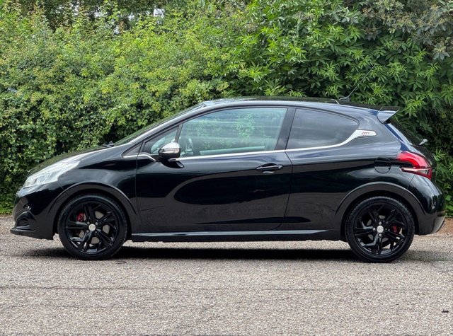 View our PEUGEOT 208
