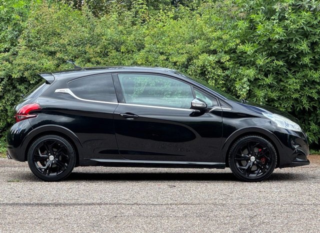 View our PEUGEOT 208