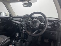 USED 2019 19 MINI HATCH 1.5 One Classic Hatchback 3dr Petrol Steptronic Euro 6 (s/s) (102 ps) EXCELLENT HISTORY + BLUETOOTH