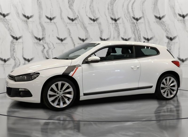2012 Volkswagen Scirocco in white — photo 4 of 21