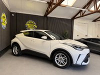 USED 2023 73 TOYOTA C-HR 1.8 VVT-h GPF Icon SUV 5dr Petrol Hybrid CVT Euro 6 (s/s) (122 ps) DELIVERY AVAILABLE