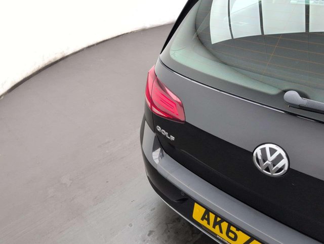USED 2017 67 VOLKSWAGEN GOLF 1.5 Golf SE Nav TSi Evo 5dr CLICK+COLLECT / HOME DELIVERY