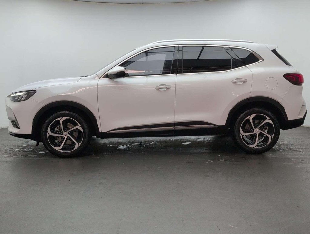 Used 2024 24 MG HS 1.5 MG HS Trophy Semi-Auto 5dr CLICK+COLLECT / HOME DELIVERY
