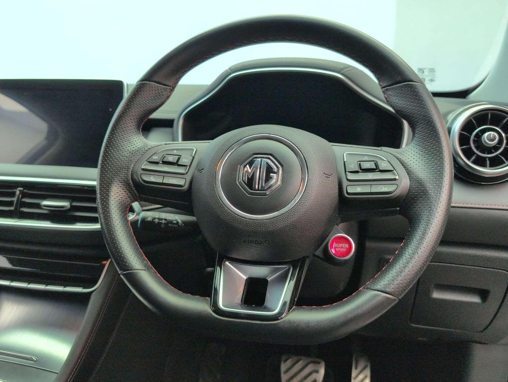 Used 2024 24 MG HS 1.5 MG HS Trophy Semi-Auto 5dr CLICK+COLLECT / HOME DELIVERY