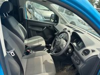 USED 2015 15 VOLKSWAGEN CADDY 1.6 TDI C20 Startline Panel Van 4dr Diesel Manual L1 H1 (101 bhp) NO VAT CREW CAB WITH AIR CON !!!  FULLY CARPETED FOR A CONVERSION !!!