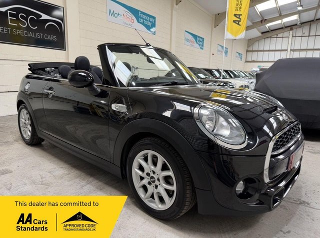 View our MINI Convertible 2.0 Cooper S Euro 6 (s/s) 2dr