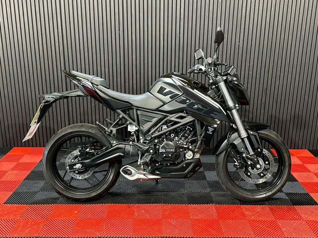 View our VOGE R 125