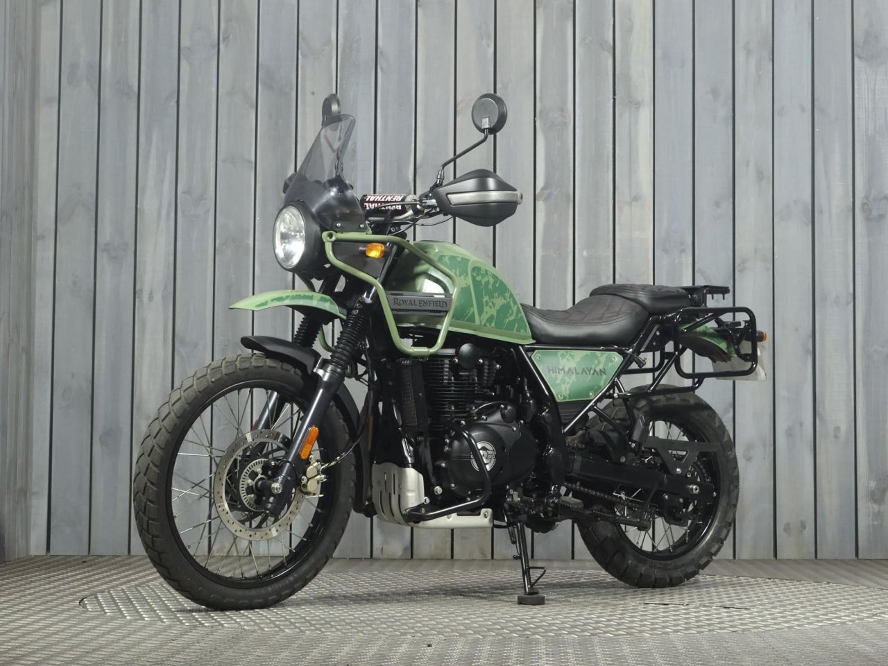 ROYAL ENFIELD Himalayan 411