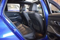 USED 2020 20 BMW 3 SERIES 2.0 320d M Sport Touring 5dr Diesel Auto Euro 6 (s/s) (190 ps) PAN ROOF / HUD / M PERFORMANCE