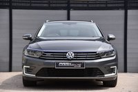USED 2017 17 VOLKSWAGEN PASSAT 1.4 TSI GTE Estate 5dr Petrol Plug-in Hybrid DSG Euro 6 (s/s) (218 ps) 1 Owner from New | Full Service History | 2 Keys | Satellite Navigation | Apple CarPlay | Charging Cable Included | Park Assist | Part Leather Upholstery | Low Mileage | 18" Alloy Wheels | Privacy Glass | Hybrid Petrol | MOT Valid (12/04/2027)