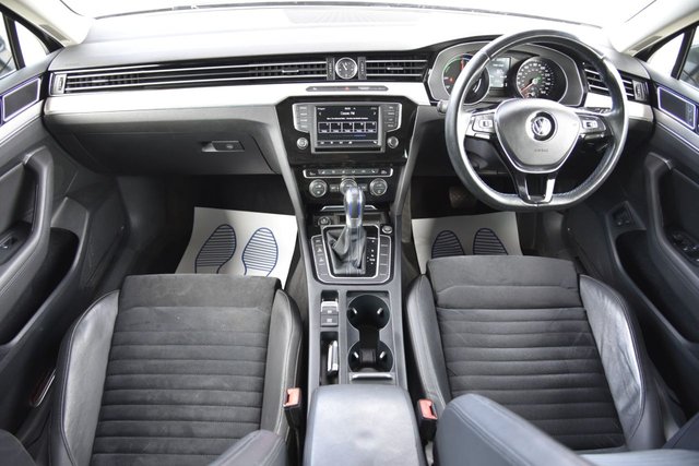 View our VOLKSWAGEN PASSAT